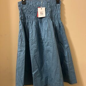 NWT- Kidi Chic Girl’s Blue  Woven Smocking Skirt. Size 20